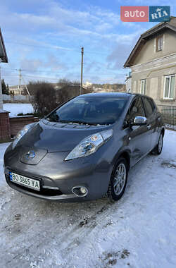 Хэтчбек Nissan Leaf 2014 в Теребовле