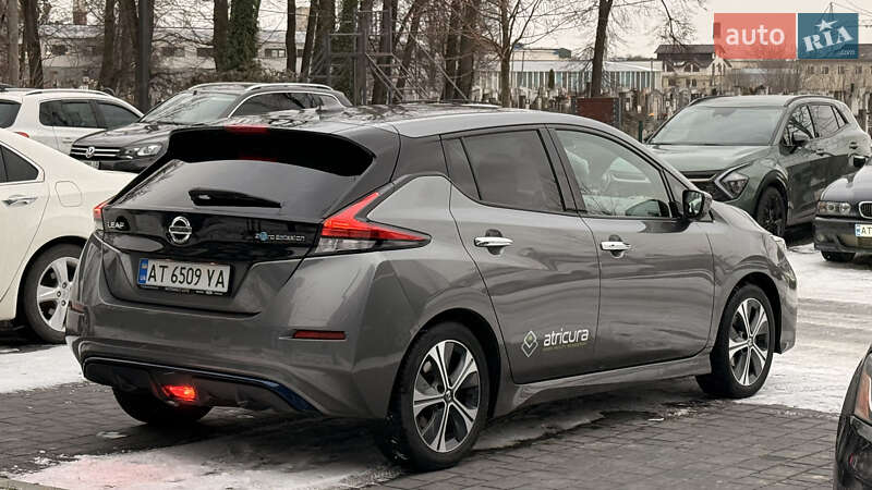 Хетчбек Nissan Leaf 2021 в Івано-Франківську