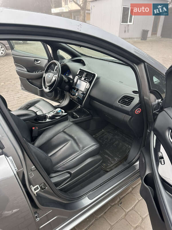 Хэтчбек Nissan Leaf 2015 в Каменец-Подольском фото 7 Хэтчбек Nissan Leaf 2015 в Каменец-Подольском