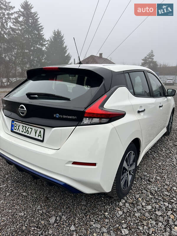 Хетчбек Nissan Leaf 2021 в Хмельницькому