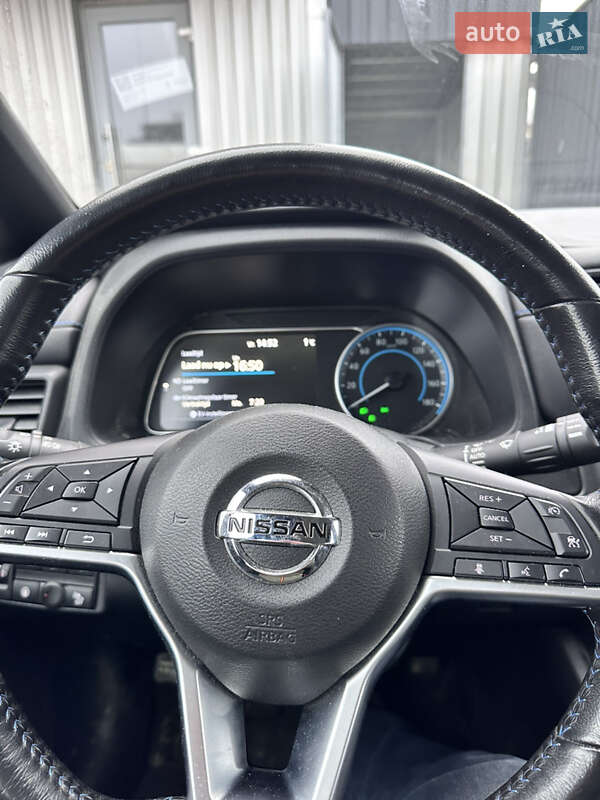 Хетчбек Nissan Leaf 2021 в Хмельницькому