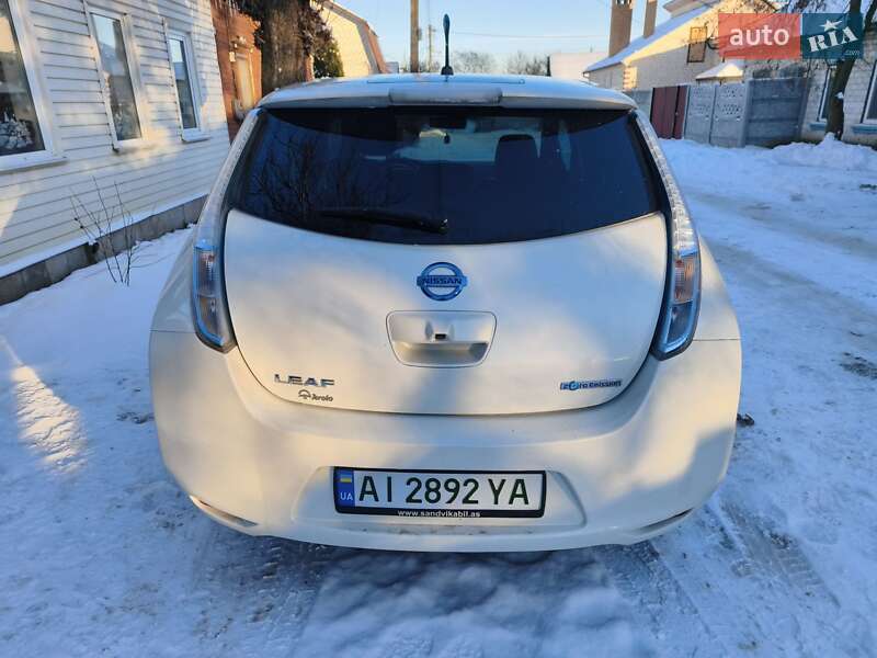 Хэтчбек Nissan Leaf 2013 в Чернигове фото 13 Хэтчбек Nissan Leaf 2013 в Чернигове