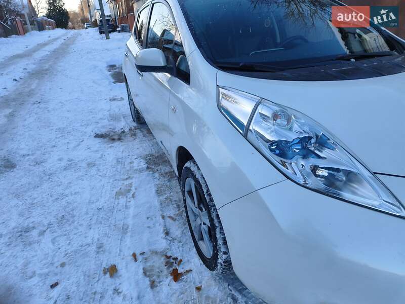 Хэтчбек Nissan Leaf 2013 в Чернигове фото 18 Хэтчбек Nissan Leaf 2013 в Чернигове