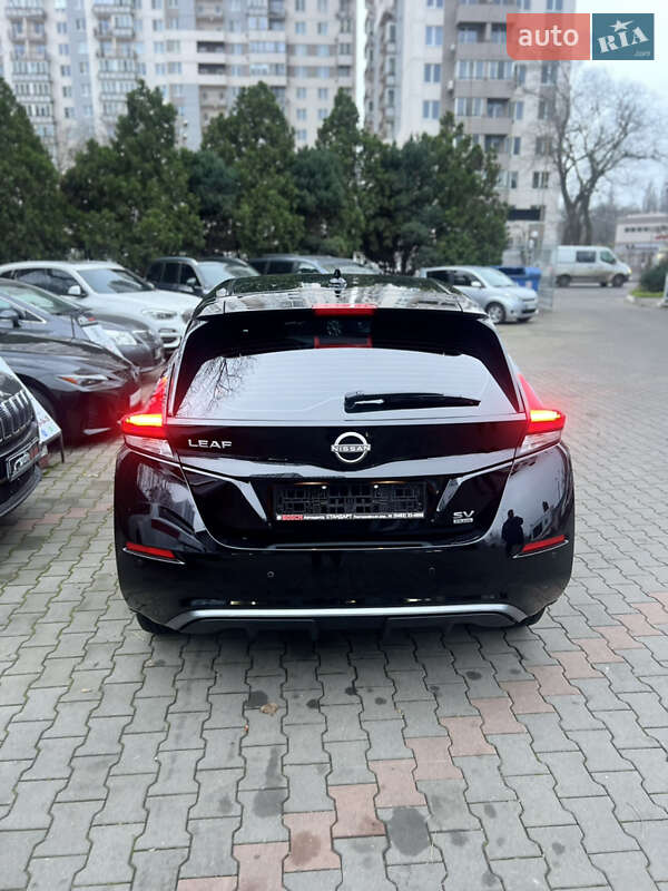 Хетчбек Nissan Leaf 2024 в Одесі фото 7 Хетчбек Nissan Leaf 2024 в Одесі
