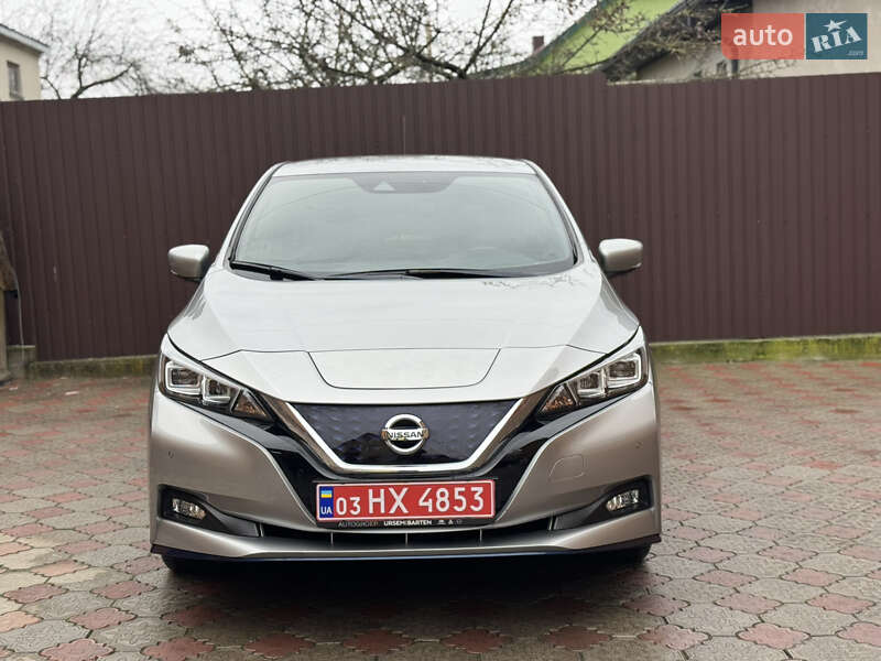 Хэтчбек Nissan Leaf 2019 в Ровно