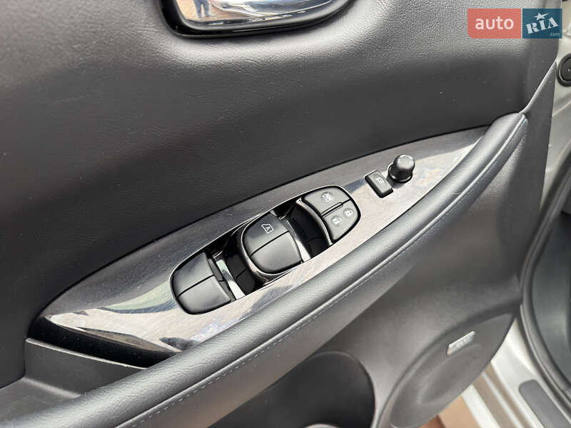 Хэтчбек Nissan Leaf 2019 в Ровно