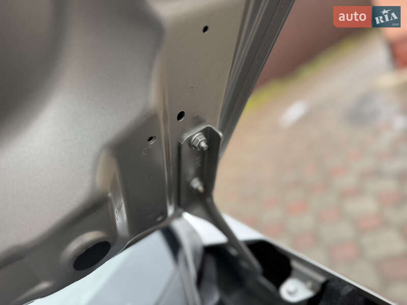 Хэтчбек Nissan Leaf 2019 в Ровно