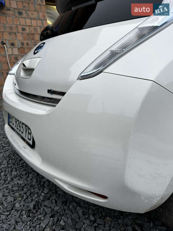 Хэтчбек Nissan Leaf 2014 в Трускавце