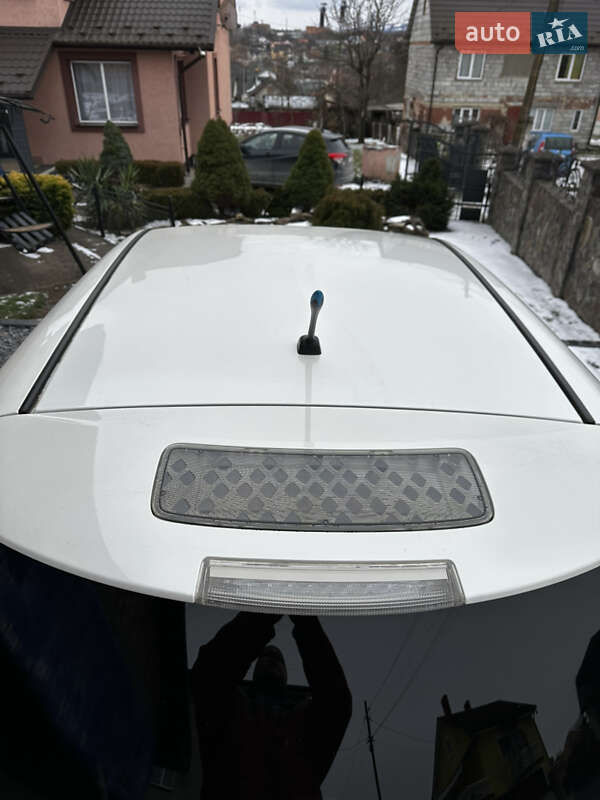 Хэтчбек Nissan Leaf 2014 в Трускавце