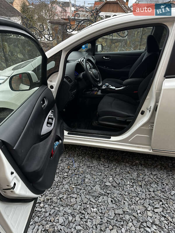 Хэтчбек Nissan Leaf 2014 в Трускавце