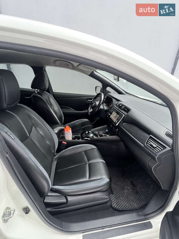 Хэтчбек Nissan Leaf 2018 в Киеве фото 14 Хэтчбек Nissan Leaf 2018 в Киеве