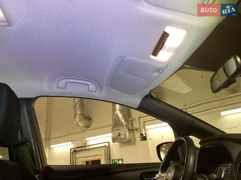 Хэтчбек Nissan Leaf 2019 в Харькове