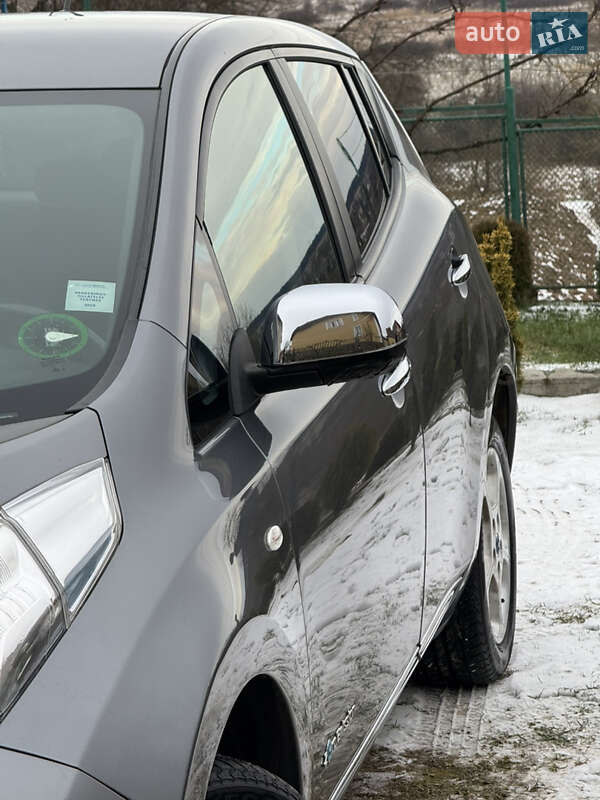 Хэтчбек Nissan Leaf 2013 в Дрогобыче