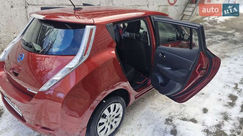Хетчбек Nissan Leaf 2013 в Львові фото 15 Хетчбек Nissan Leaf 2013 в Львові