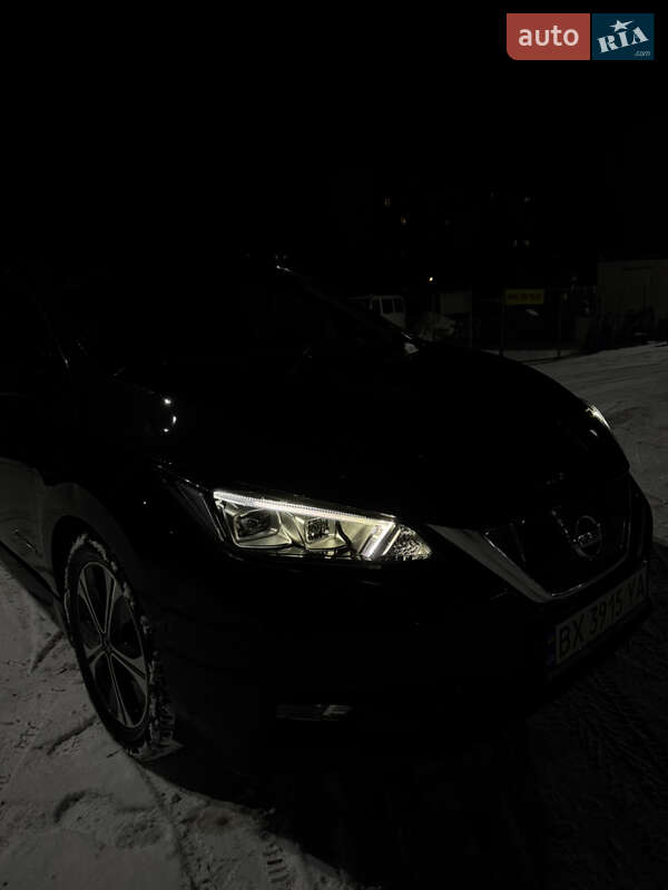 Хэтчбек Nissan Leaf 2018 в Каменец-Подольском
