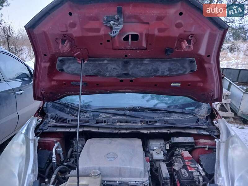 Хэтчбек Nissan Leaf 2013 в Ременове фото 6 Хэтчбек Nissan Leaf 2013 в Ременове