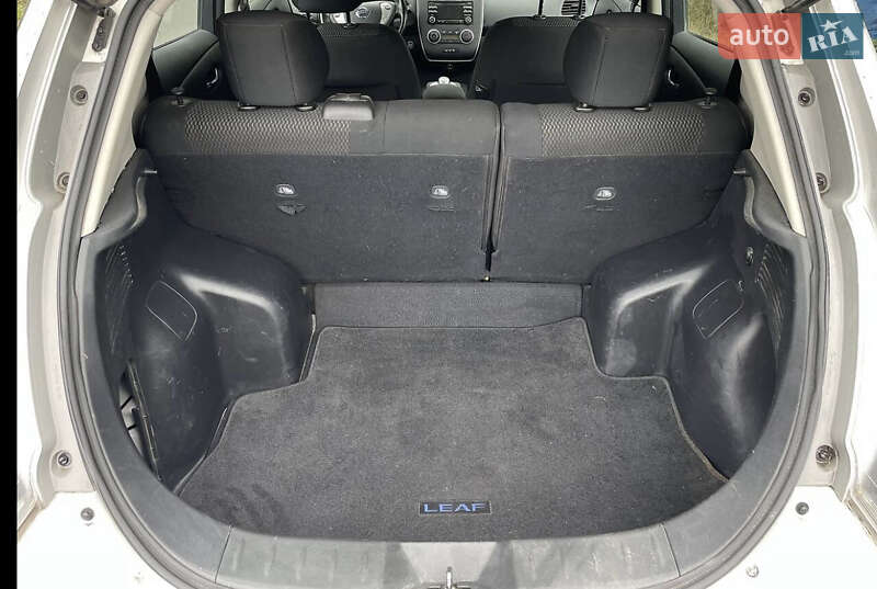 Хэтчбек Nissan Leaf 2014 в Виннице