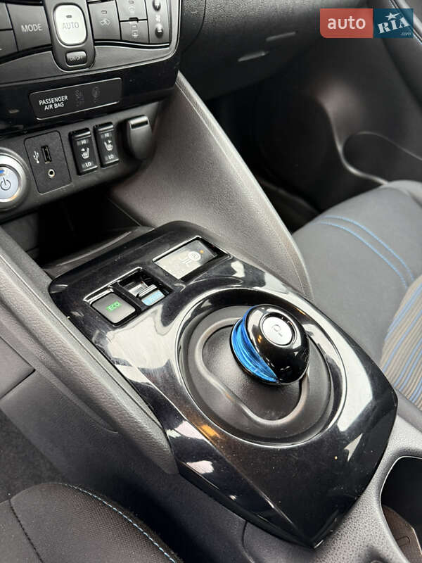 Хэтчбек Nissan Leaf 2018 в Дрогобыче