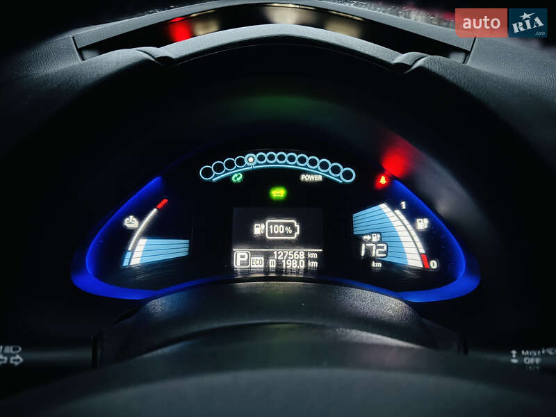 Хэтчбек Nissan Leaf 2015 в Житомире