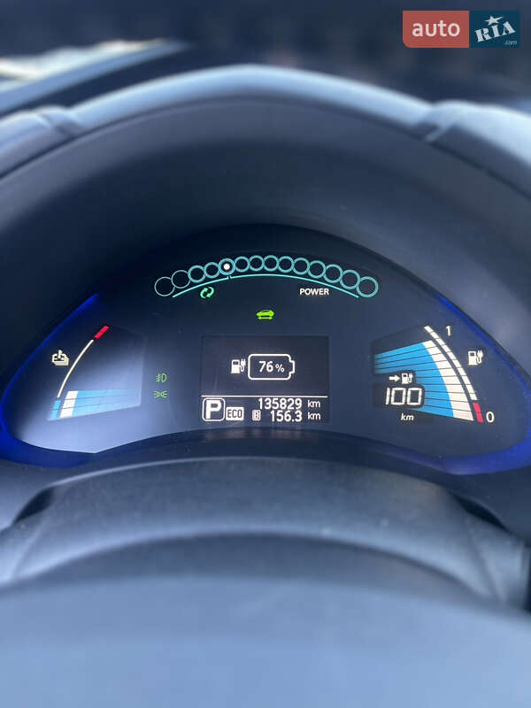 Хэтчбек Nissan Leaf 2014 в Владимире