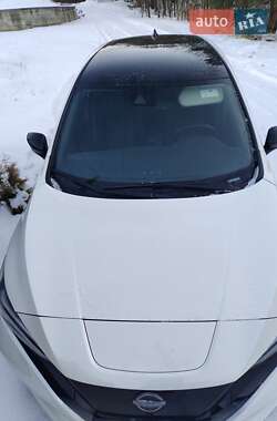Хэтчбек Nissan Leaf 2024 в Львове