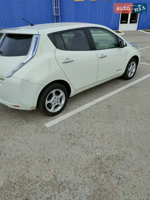 Nissan Leaf 2012