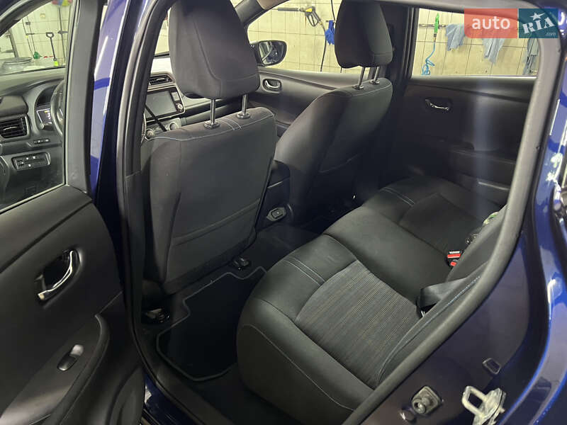 Хетчбек Nissan Leaf 2023 в Ковелі