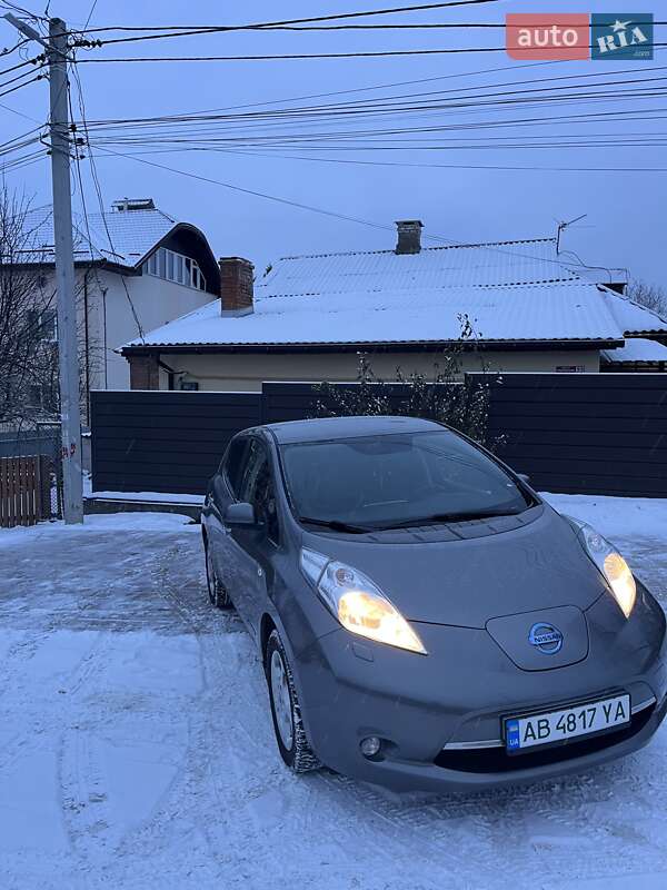 Хэтчбек Nissan Leaf 2016 в Виннице