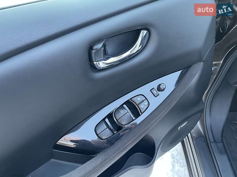 Хэтчбек Nissan Leaf 2016 в Тернополе фото 19 Хэтчбек Nissan Leaf 2016 в Тернополе