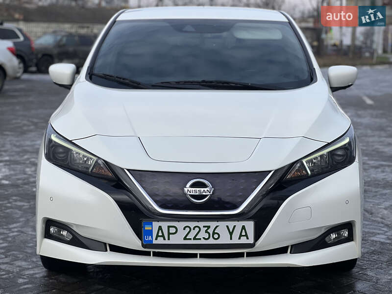 Хетчбек Nissan Leaf 2019 в Запоріжжі фото 2 Хетчбек Nissan Leaf 2019 в Запоріжжі