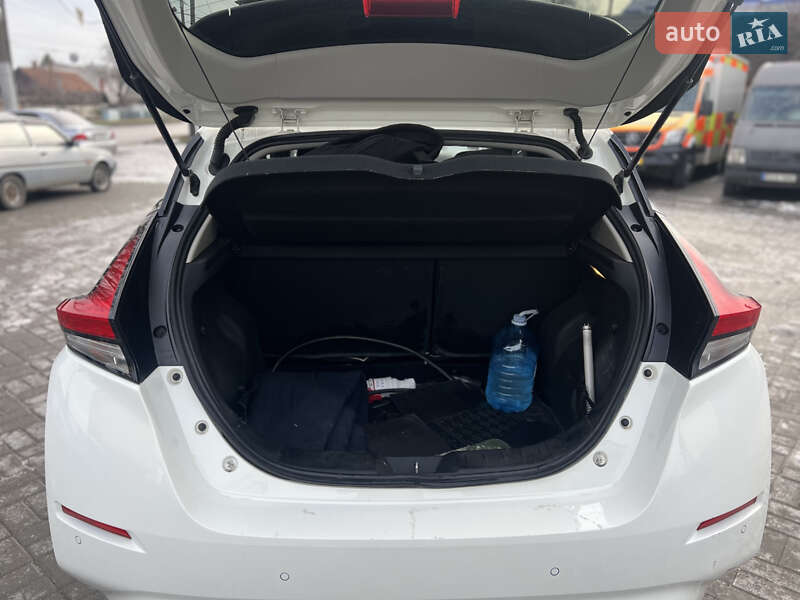 Хетчбек Nissan Leaf 2019 в Запоріжжі фото 13 Хетчбек Nissan Leaf 2019 в Запоріжжі