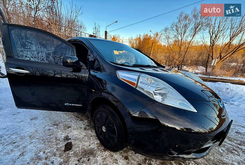 Хэтчбек Nissan Leaf 2014 в Львове фото 12 Хэтчбек Nissan Leaf 2014 в Львове