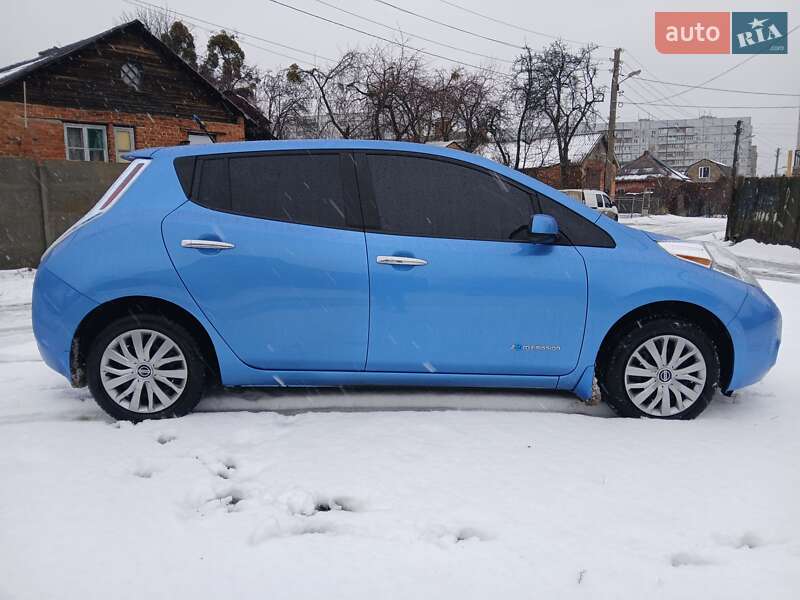 Хэтчбек Nissan Leaf 2014 в Харькове
