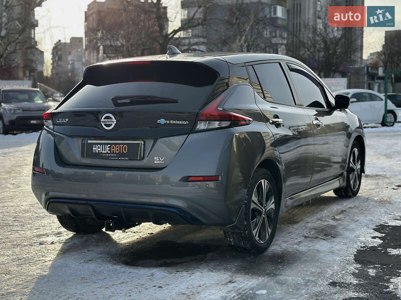 Хэтчбек Nissan Leaf 2022 в Шептицькому