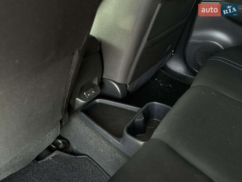 Хэтчбек Nissan Leaf 2022 в Шептицькому