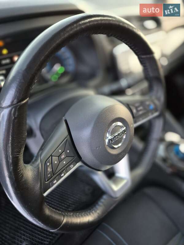 Хэтчбек Nissan Leaf 2018 в Луцке