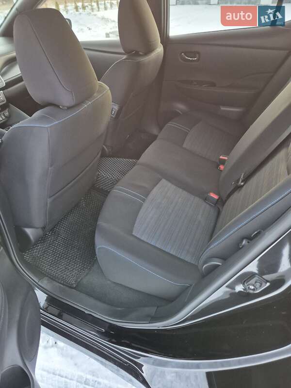 Хэтчбек Nissan Leaf 2018 в Луцке