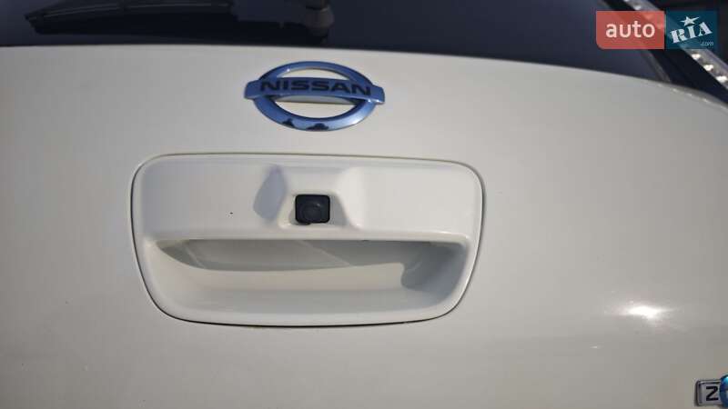 Хэтчбек Nissan Leaf 2014 в Каменец-Подольском