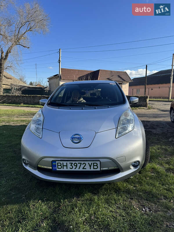 Хэтчбек Nissan Leaf 2016 в Белгороде-Днестровском фото 3 Хэтчбек Nissan Leaf 2016 в Белгороде-Днестровском
