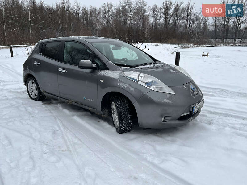 Хэтчбек Nissan Leaf 2014 в Полтаве