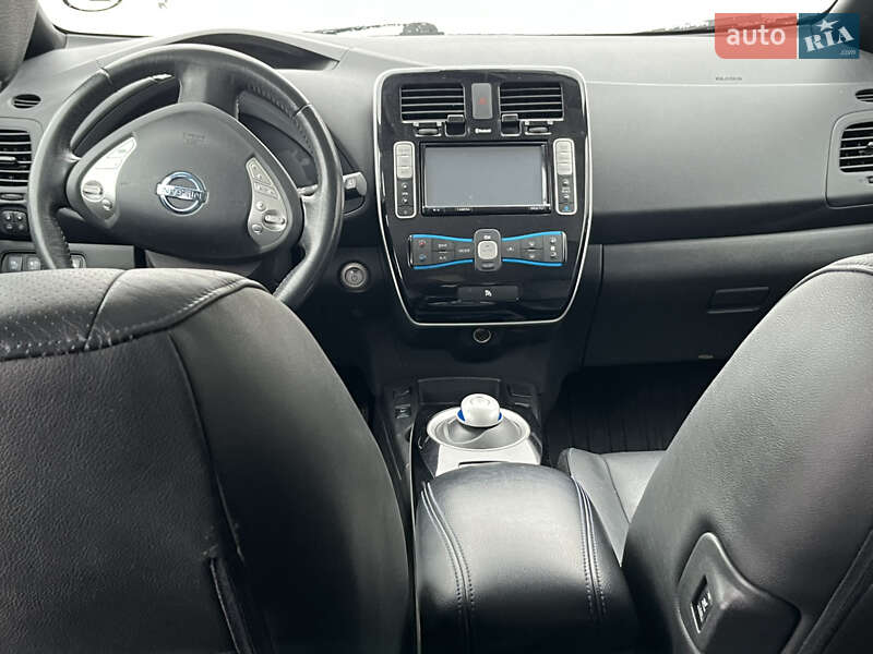 Хэтчбек Nissan Leaf 2014 в Полтаве