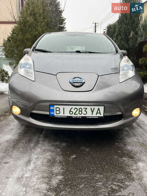 Хэтчбек Nissan Leaf 2014 в Полтаве