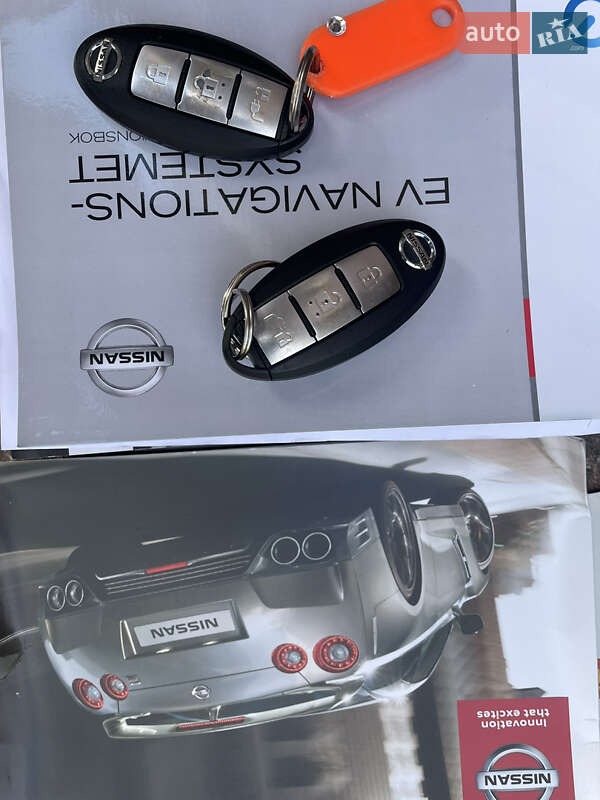 Хэтчбек Nissan Leaf 2014 в Полтаве