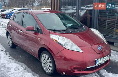 Хетчбек Nissan Leaf 2014 в Дніпрі