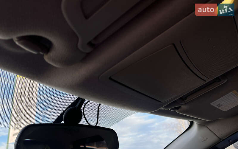 Хэтчбек Nissan Leaf 2014 в Коломые