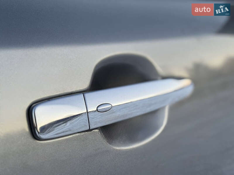 Хэтчбек Nissan Leaf 2017 в Львове