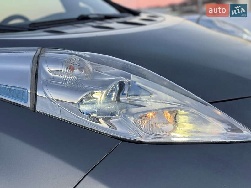 Хэтчбек Nissan Leaf 2017 в Львове