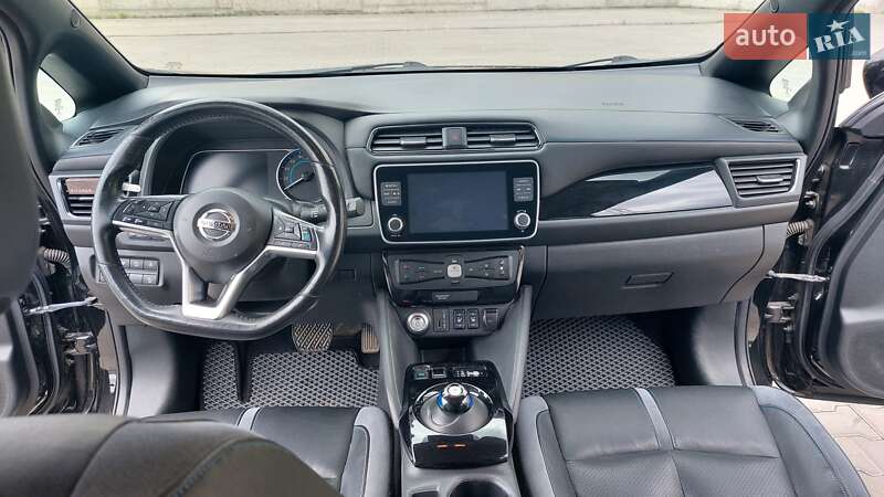 Хэтчбек Nissan Leaf 2021 в Луцке