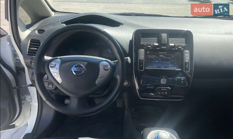 Хэтчбек Nissan Leaf 2013 в Одессе