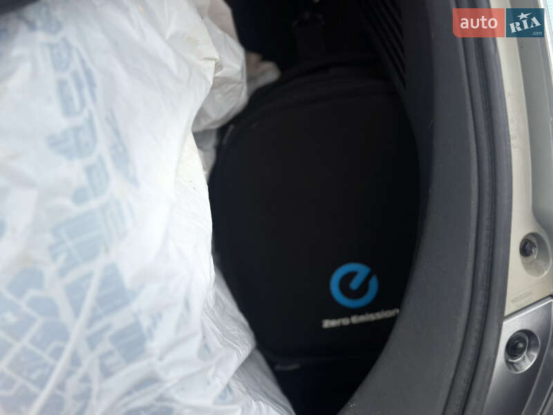 Хэтчбек Nissan Leaf 2014 в Житомире фото 26 Хэтчбек Nissan Leaf 2014 в Житомире